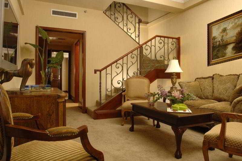 Howard Johnson Regal Court Hotel 北京 外观 照片
